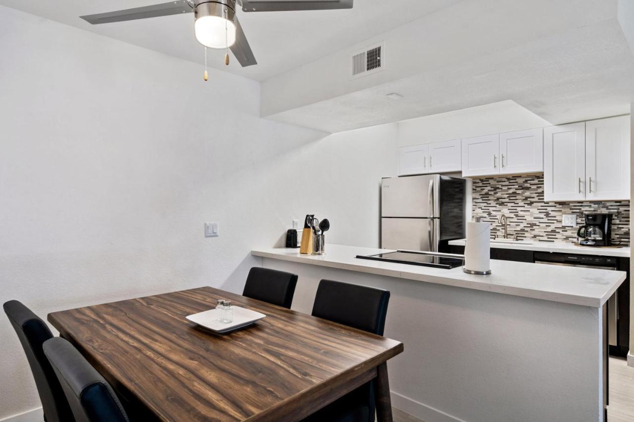 Newly Renovated 2Br Apartment W Pool By Stay Gia 凤凰城 外观 照片